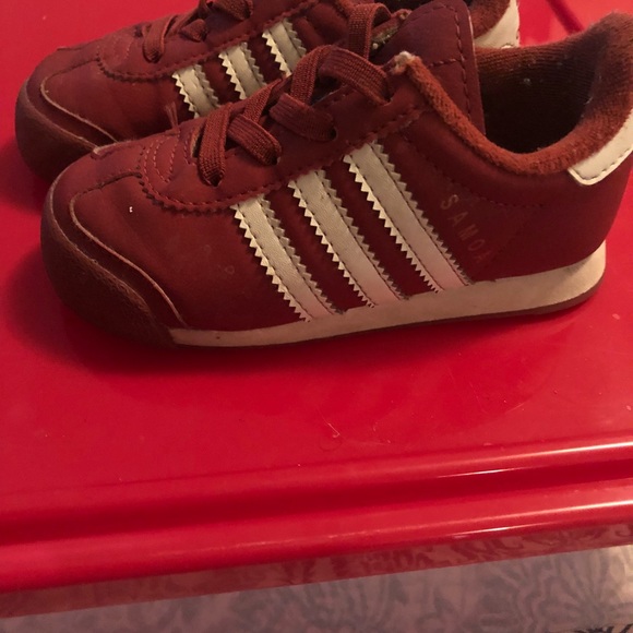 Toddler shoes sizes from 4-7. - Picture 7 of 7